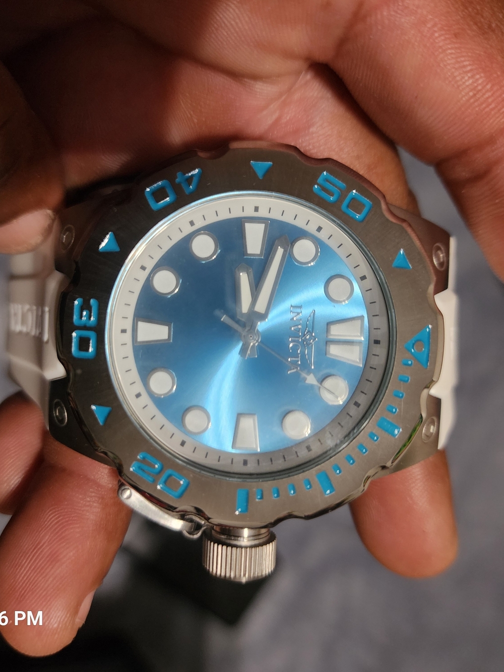 Invicta Blue Dial Stainless Dive Watch